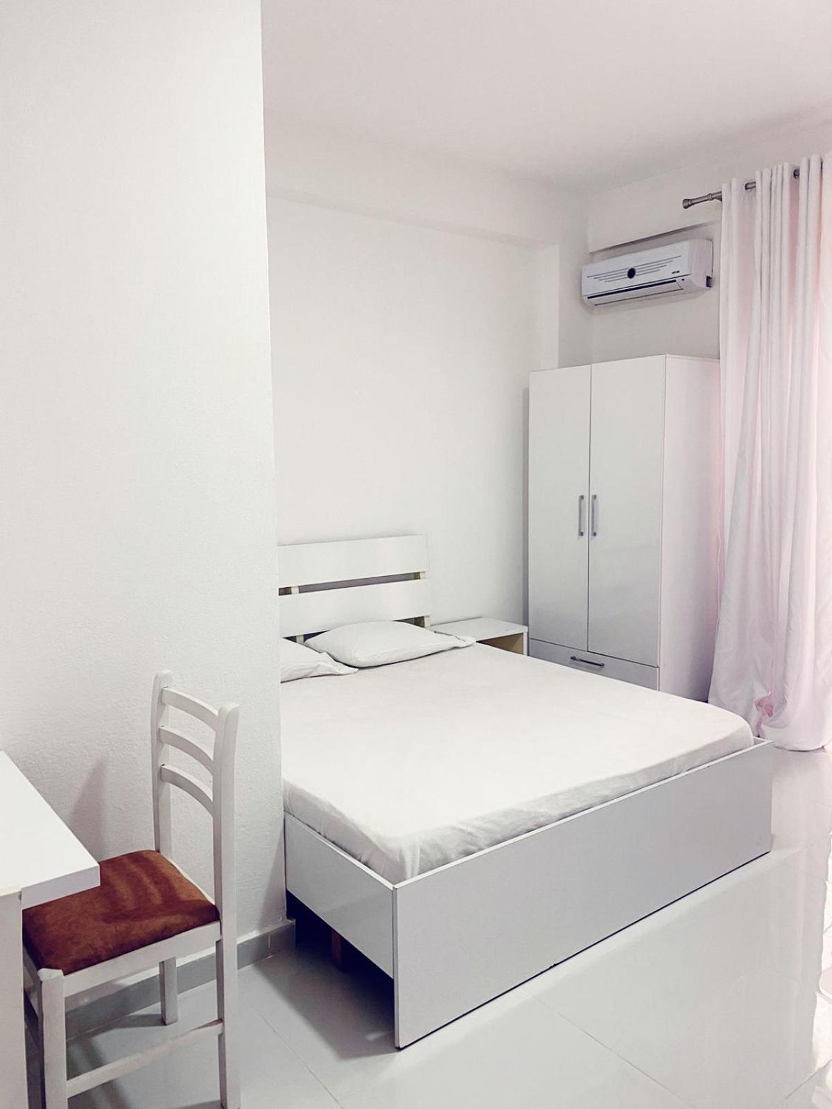 Rai Rooms Durrës Exteriör bild