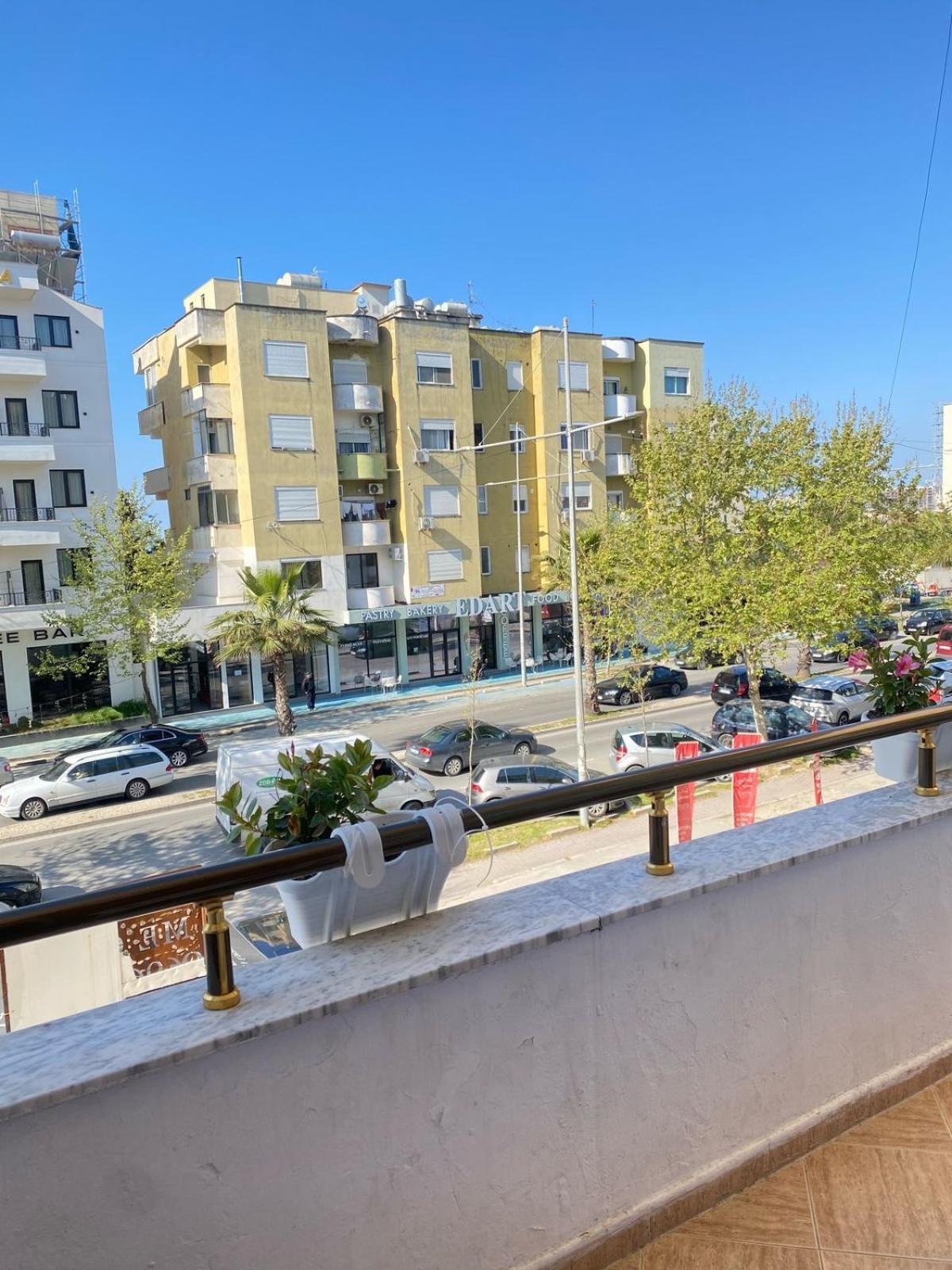 Rai Rooms Durrës Exteriör bild