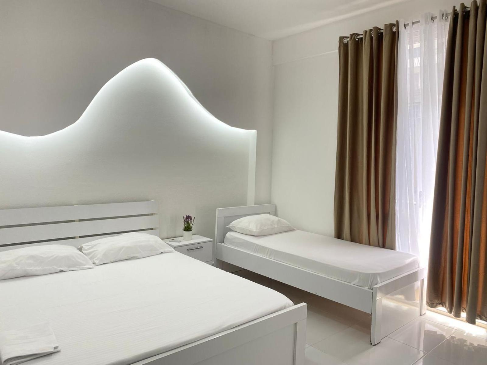 Rai Rooms Durrës Exteriör bild