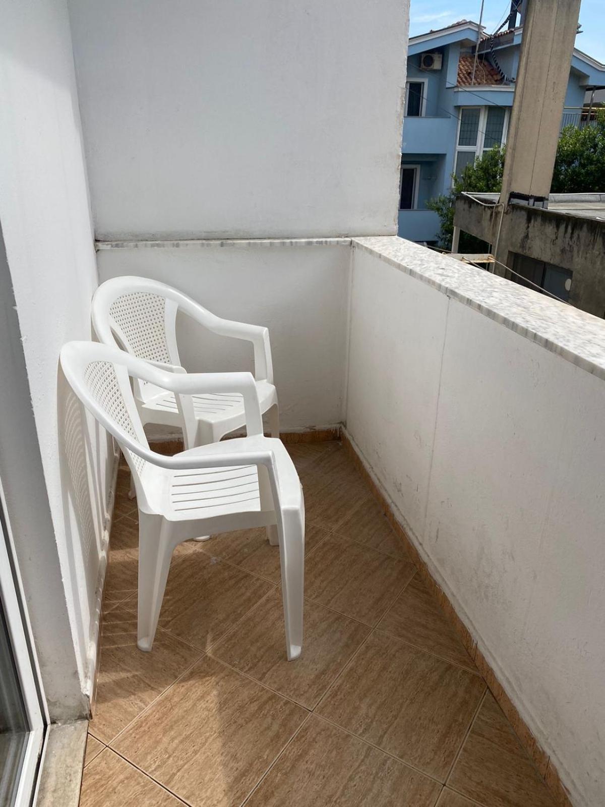 Rai Rooms Durrës Exteriör bild